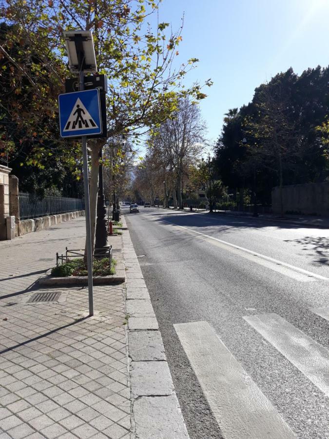 La Casetta Di Pat Palermo Buitenkant foto